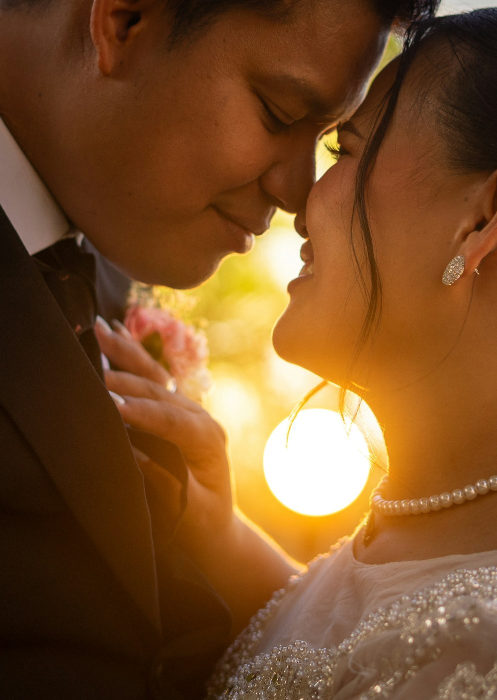 Wedding guest photo — Golden hour